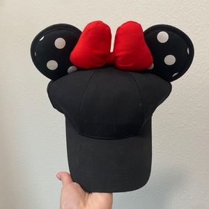 Minnie hat